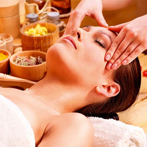 massage_with_orange_oil
